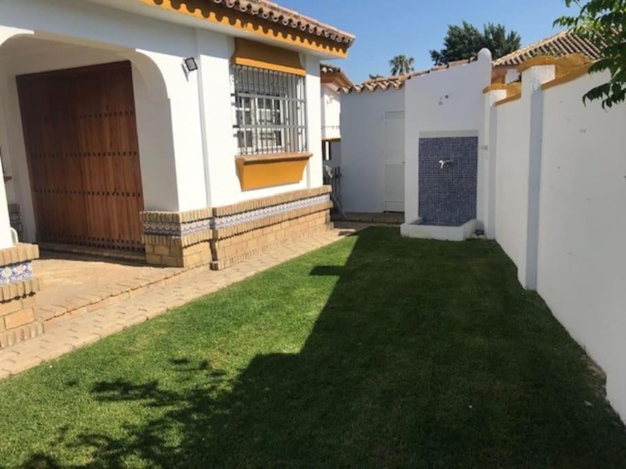 El Magnolio Villa Chiclana de la Frontera Luaran gambar