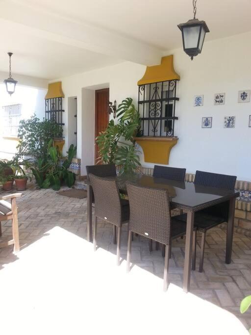 El Magnolio Villa Chiclana de la Frontera Luaran gambar