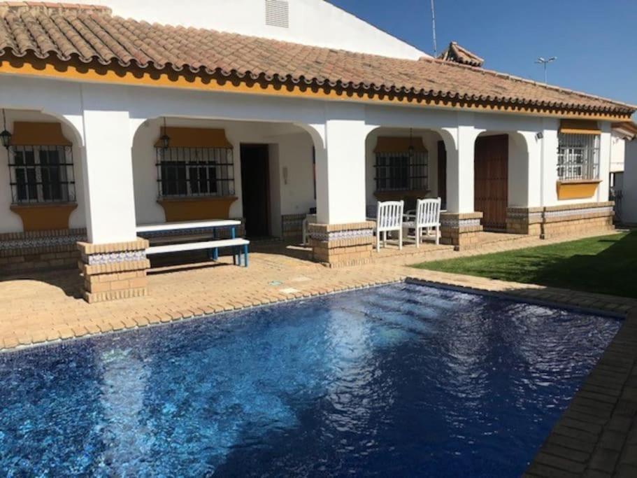 El Magnolio Villa Chiclana de la Frontera Luaran gambar