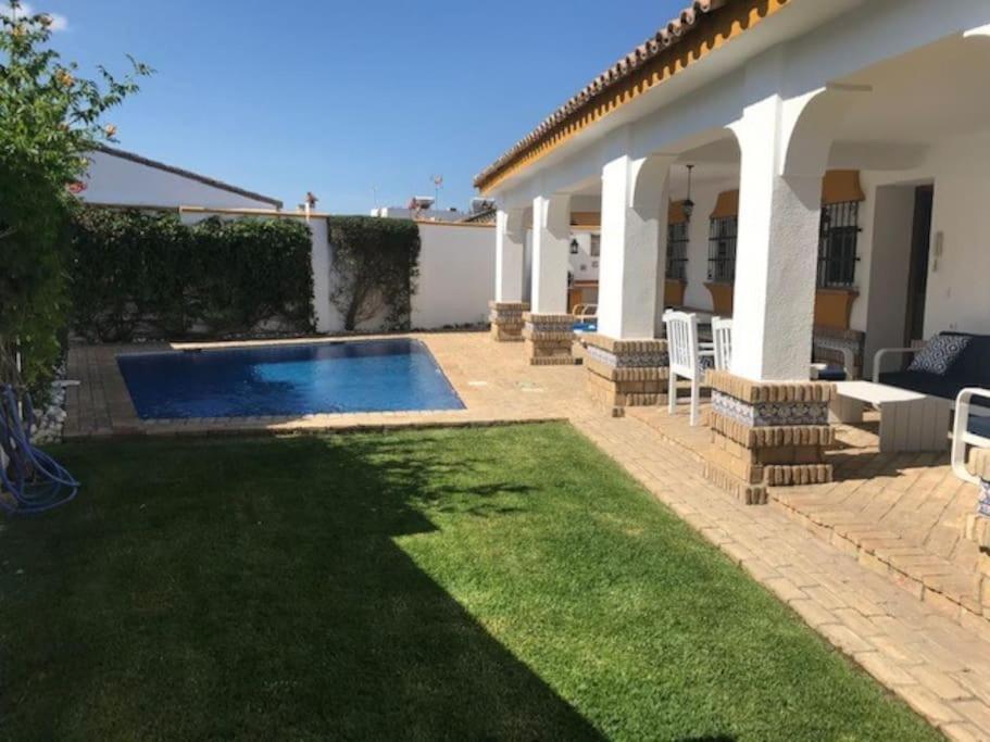 El Magnolio Villa Chiclana de la Frontera Luaran gambar